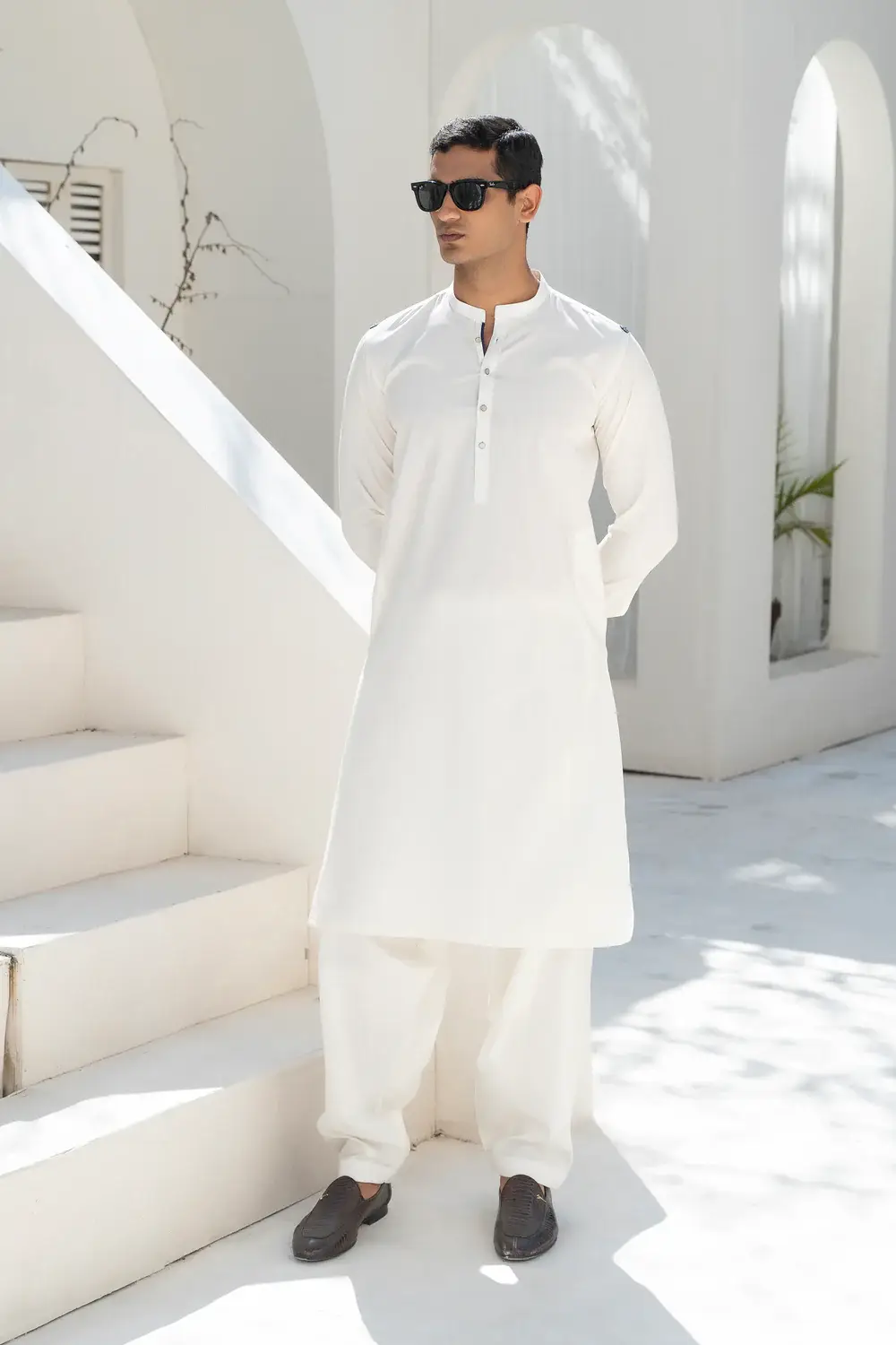 Premium Wash & Wear – White - Image 4